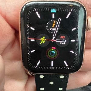 Newest model Apple Watch SE with Kate Spade band 40 mm starlight casing